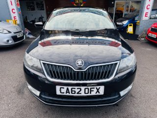/photos/12495/8d978fcb-e8ac-4c24-bd36-320229ab4ffa_i320x240.jpg